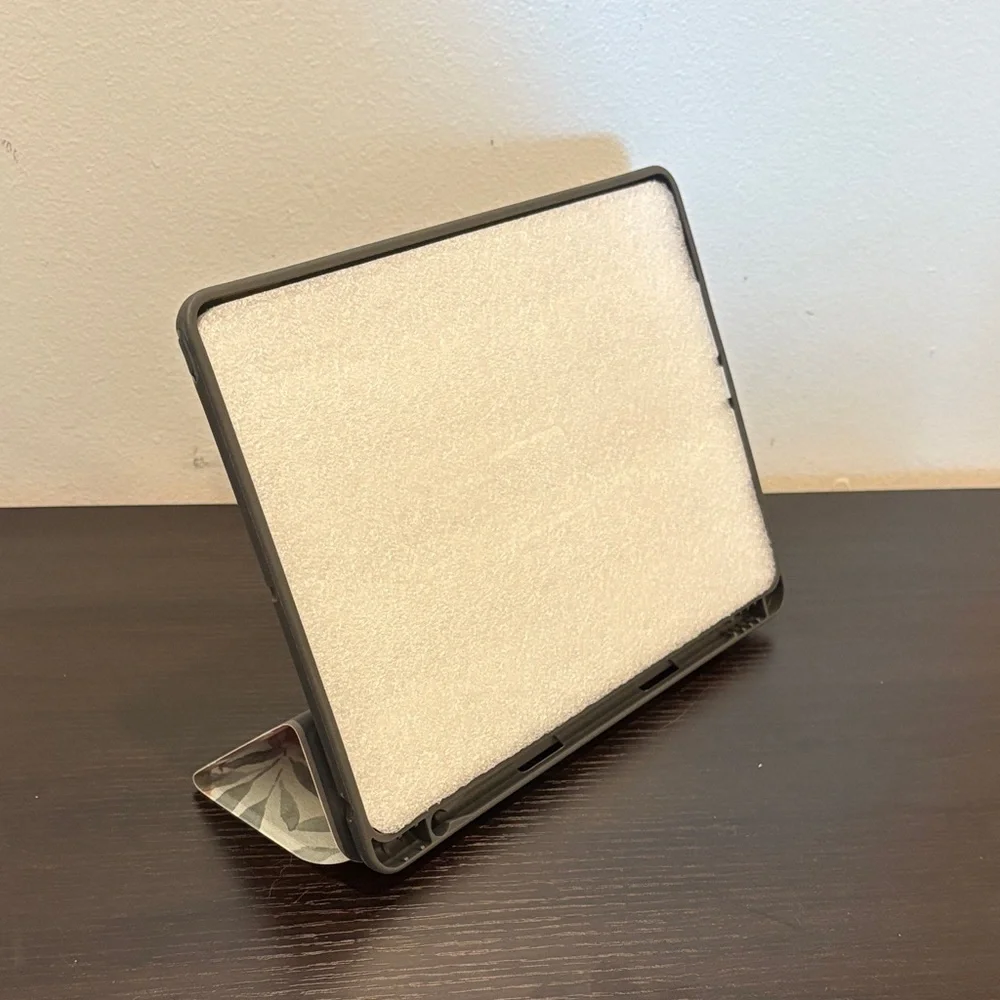 New Floral iPad Case